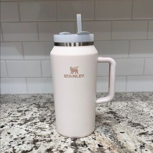 Stanley Cream Mug with Handle and Straw 64 Oz Water Bottle